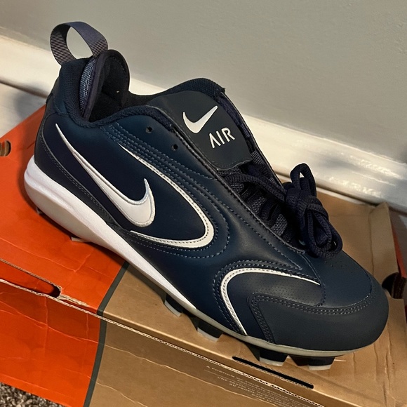 Nike Air softball cleats - Picture 3 of 4